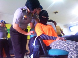Suami Masuk Penjara, Ibu Dua Anak ini Dibekuk Polisi karena Jualan Sabu