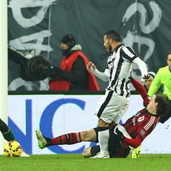 Juve Diolok-olok Galliani, Nedved: Kami Sudah Biasa Diserang