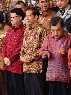 Jokowi Umumkan Pembatalan Komjen Budi Setelah Temui Elite KIH di Solo?