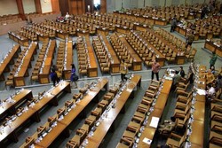 Molor Berjam-jam, Rapat Paripurna APBN-P 2015 Akan Dimulai Pukul 19.00 WIB