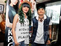 The Virgin Kompak dengan Rambut Hijau