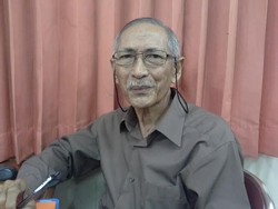 Dr Hasan Djafar, Sang Indiana Jones Penerjemah Minto Stone