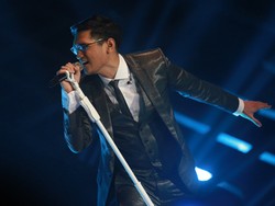 Ihiy! Afgan Buka Konser Sambil Ajak Goyang