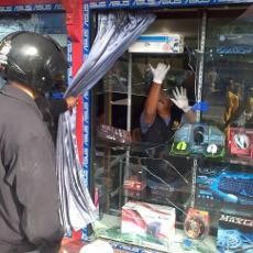 Toko Komputer di Situbondo Dibobol Kawanan Pencuri