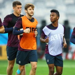 Hodgson: Tunggu Penampilan Puncak Inggris di 2022