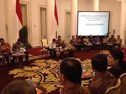 Jokowi Ajak Kumpul Menteri untuk Bincang Santai dan Samakan Persepsi