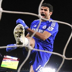 David Luiz Sebut Diego Costa seperti Mesin dan Monster