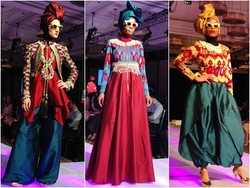 Foto: Koleksi Terbaru Dian Pelangi di Couture Fashion Week, New York