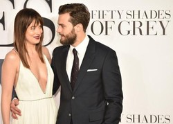 Tips Riasan Menggoda ala Anastasia Steele di Film Fifty Shades of Grey