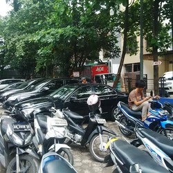 Dalam Sehari, Area PKL Pasar Santa Disulap Jadi Lahan Parkir Mobil