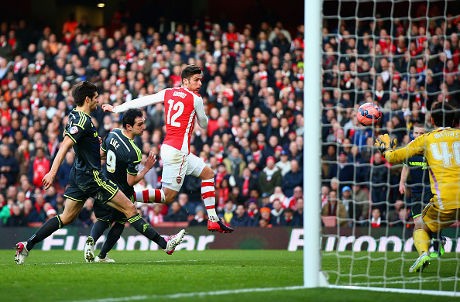 Dua Gol Giroud Antar Arsenal ke Perempatfinal