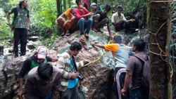 Ada Bahan Super di Dalamnya, Ini Penerawangan Pecinta Batu soal Giok 20 Ton