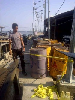 Polres Meranti Amankan 43 Drum BBM Bersubsidi