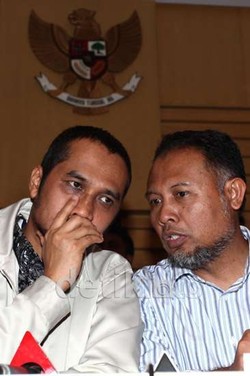 2 Dari 4 Pimpinan KPK Jadi Tersangka, yang Lain Segera Menyusul?