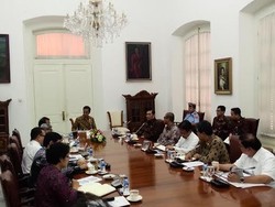 Presiden Jokowi Rapat Bahas Peringatan KAA di Istana Bogor