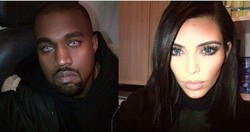 Kim Kardashian dan Kanye West Foto Selfie dengan Mata Serigala