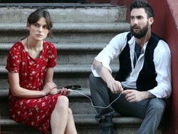 Adam Levine: Tampil di Oscar Mungkin Lebih Baik Dibanding Masuk Nominasi