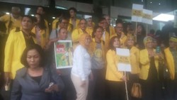 Para Alumni Dukung KPK: Minta Jokowi Turun Tangan Hentikan Kriminalisasi!