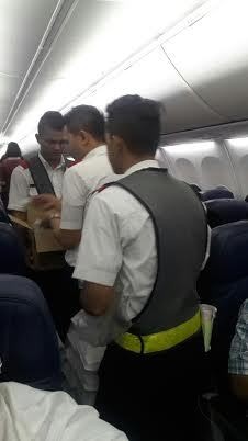 Lion Air Jakarta-Denpasar Tak Juga Terbang, Penumpang di Dalam Pesawat Diberi Makan
