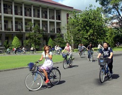 120 Mahasiswa Asing Ikuti Ospek di UGM