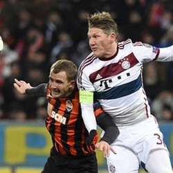 Alonso Kartu Merah, Bayern Diimbangi Shakhtar Tanpa Gol