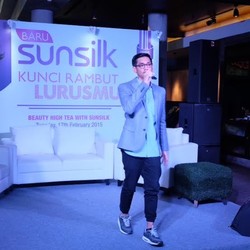 Tidak Perlu ke Salon, Afgan Andalkan Pomade untuk Menata Rambut