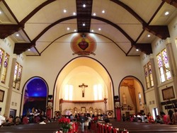 Gereja Hati Kudus Yesus, Warisan Belanda di Surabaya