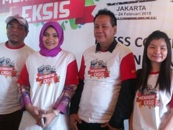 Mundur dari Jadwal, Bulan Terbelah di Langit Amerika Syuting Mei