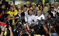 Seharusnya Jokowi Juga Bisa Hentikan Kriminalisasi KPK