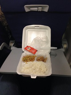 Ini Makanan yang Dibagikan Pramugari Lion Air pada Penumpang Tujuan Solo