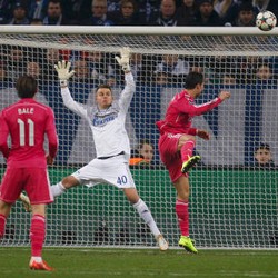 Madrid Menang 2-0 di Kandang Schalke