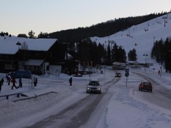 Rizal Sungkar: Nyetir Supercar di Atas Salju Itu Fantastis