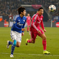 Madrid Membongkar Pertahanan Tinggi Schalke Lewat Lebar Lapangan