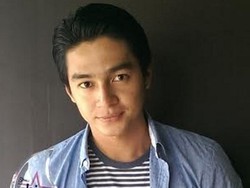 Deva Mahendra Jawab Kabar Kedekatannya dengan Chelsea Islan