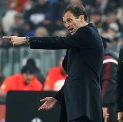 Allegri Waswas Juventus Makin Mengakrabi Hasil Seri