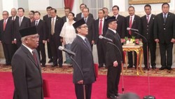 Presiden Jokowi Resmi Lantik 3 Plt Pimpinan KPK
