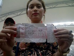 Tempat Refund Tiket Lion Air di Terminal 3 Belum Dibuka, Penumpang Mengamuk