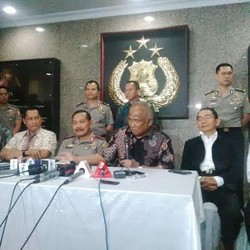 Ruki di Depan Komjen Badrodin dan Komjen Buwas: Senpi Penyidik KPK Bukan Senpi Gelap