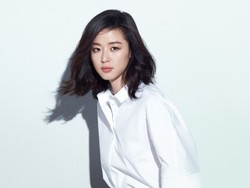 Syuting Film Baru, Jun Ji Hyun Pangkas Rambut
