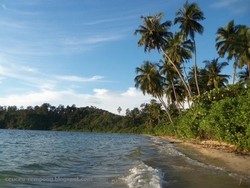 Sibolga Punya Pantai Indah Hingga Masjid Agung