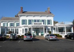 8 Lokasi McDonalds Paling Unik di Dunia (1)