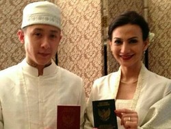 Wanda Hamidah Resmi Menikah Lagi, Michelle Branch Putuskan Bercerai