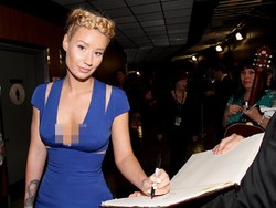 Diejek karena Punya Selulit, Iggy Azalea Tinggalkan Twitter