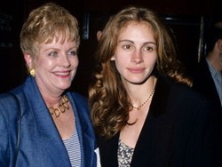 Ibu Julia Roberts Meninggal Dunia karena Kanker Paru-paru