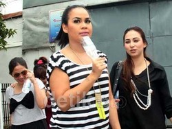 Ini Komentar Melaney Ricardo Soal Akun Pedofil Pencatut Namanya