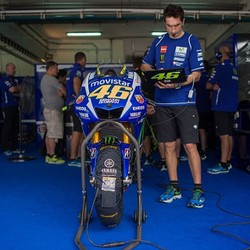 Yamaha Bakal Sepenuhnya Gunakan Seamless Gearbox di Tes Sepang