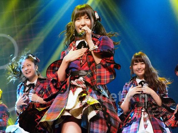 Serunya Konser Bersama AKB48 dan JKT48