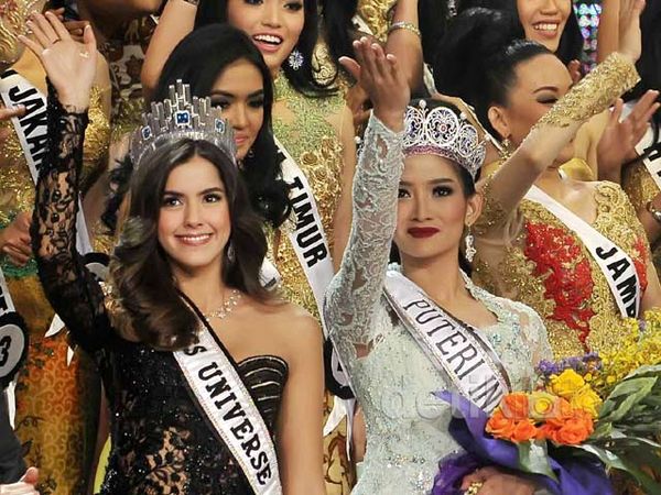 Miss Universe 2014 Hadiri Malam Puncak Pemilihan Puteri Indonesia 2015