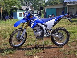 Yamaha Luncurkan Motor Penggaruk Tanah WR250R, Harganya Rp 93 Juta