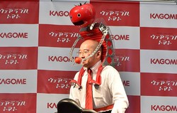 Sambut Tokyo Marathon, Kagome Ciptakan Alat untuk Beri Tomat Utuh pada Pelari